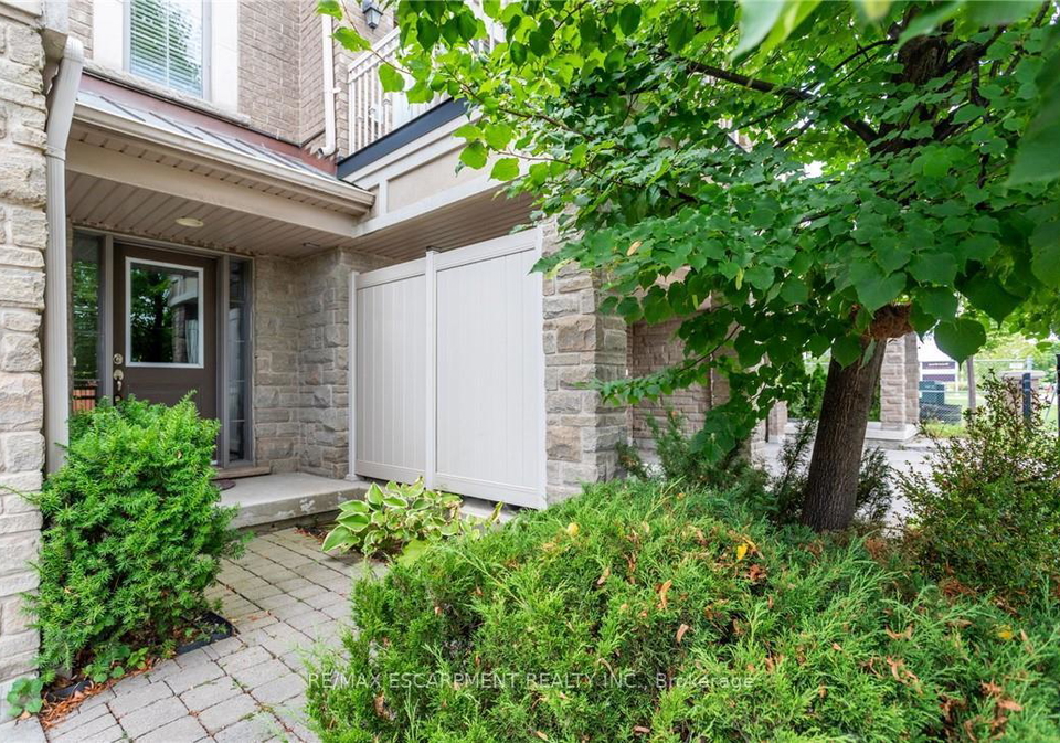 2570-grand-oak-trail-oakville-ontario-w12428764