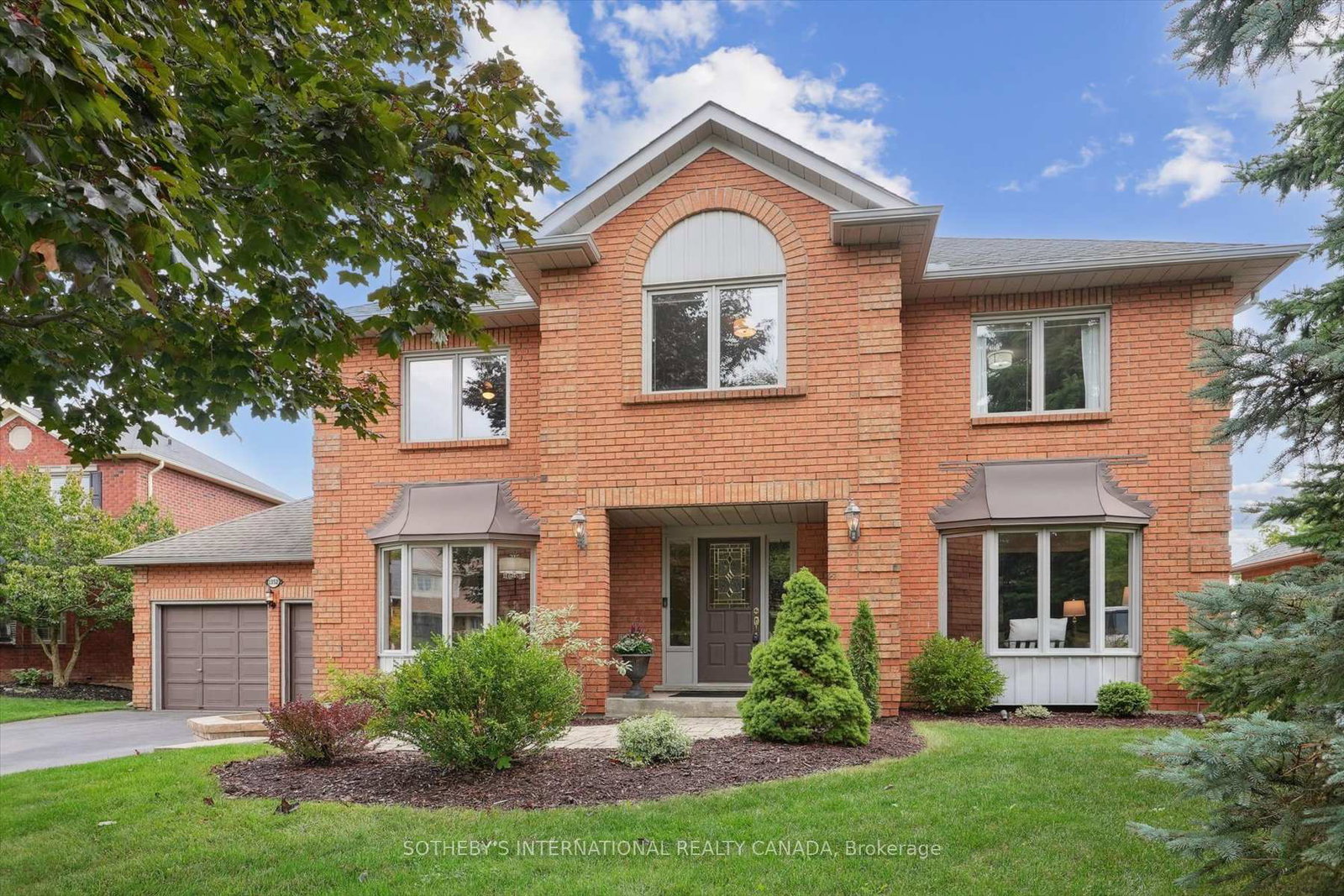 1352-winterberry-drive-burlington-ontario-w12428997