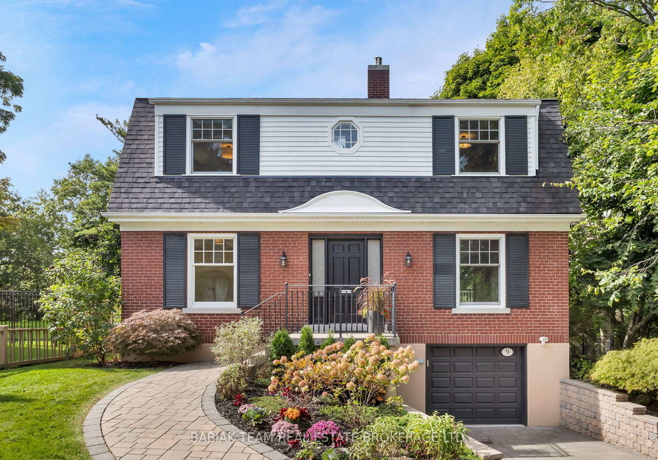 9-humbercrest-point-toronto-ontario-w12429245