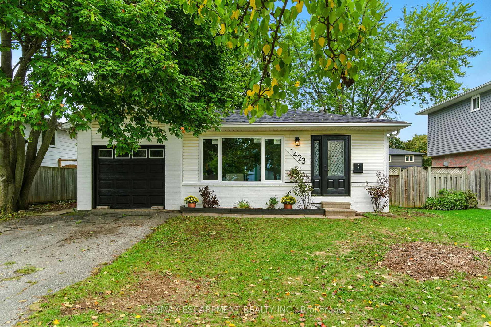1423-thornton-road-burlington-ontario-w12429254