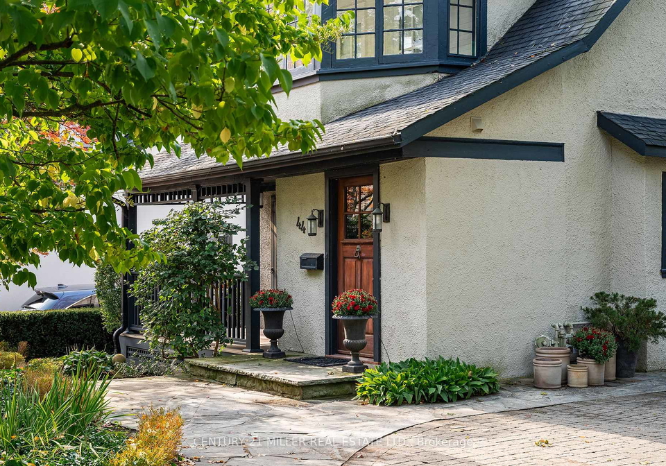 44-howard-avenue-oakville-ontario-w12429397