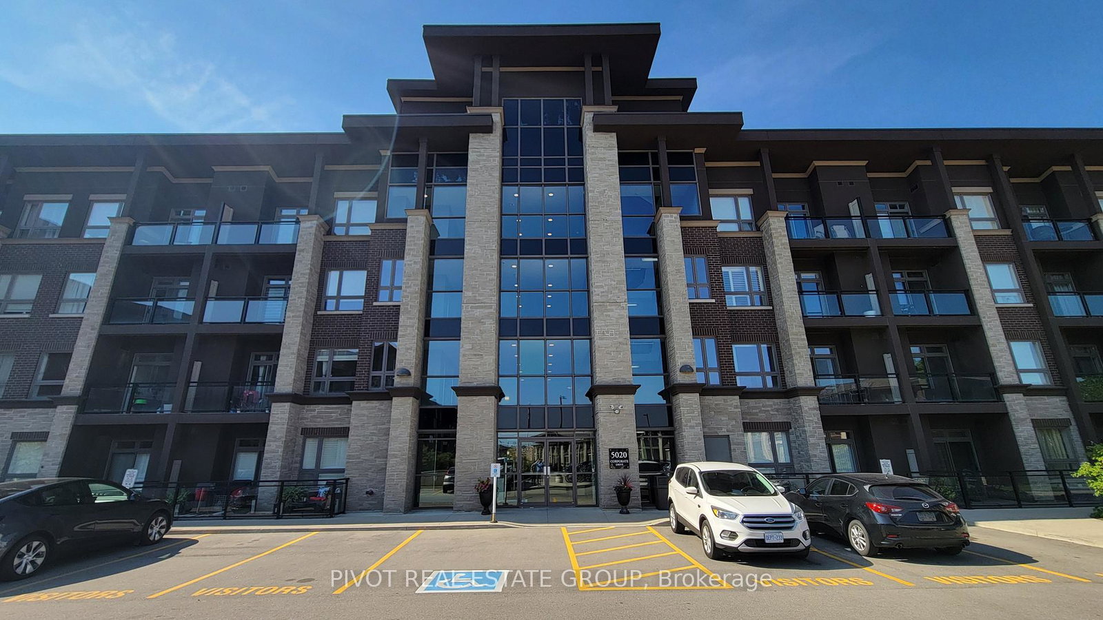5020-corporate-drive-burlington-ontario-w12429727