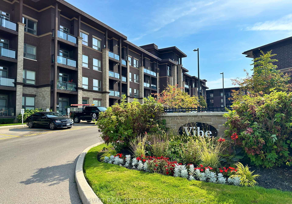 5020-corporate-drive-burlington-ontario-w12429727