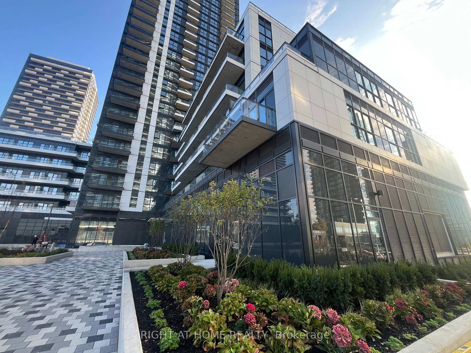 15-watergarden-drive-mississauga-ontario-w12429925
