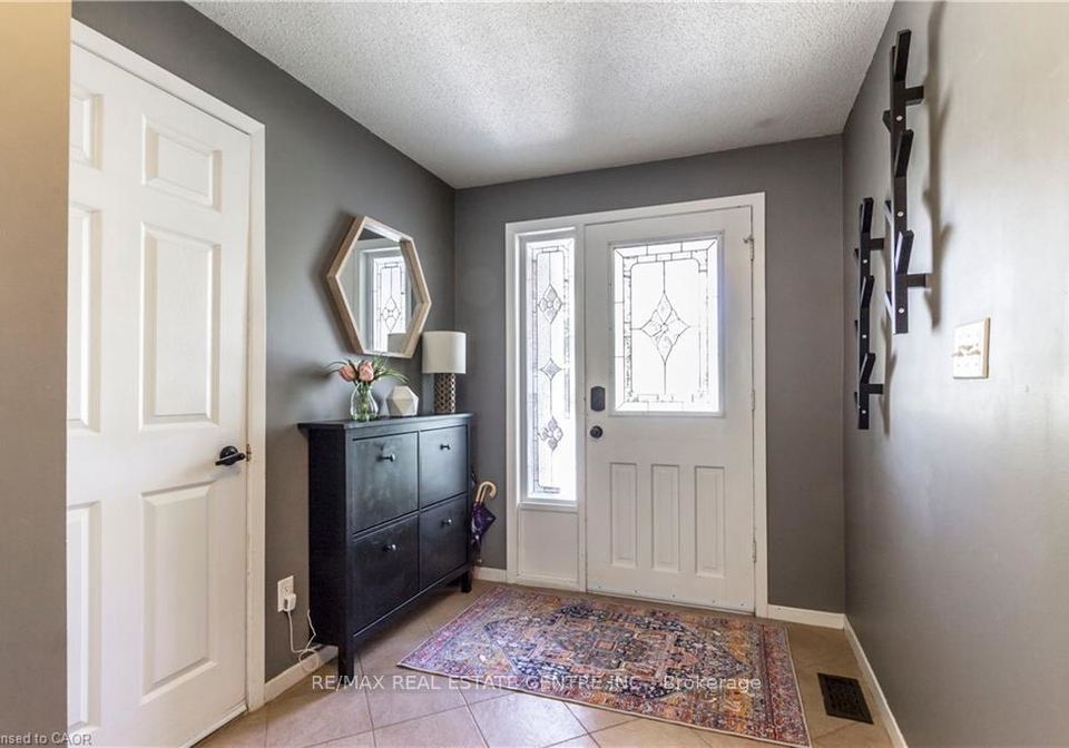 1026-st-matthews-avenue-burlington-ontario-w12429978