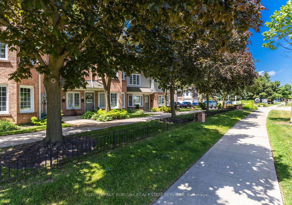 2110-cleaver-avenue-burlington-ontario-w12430019