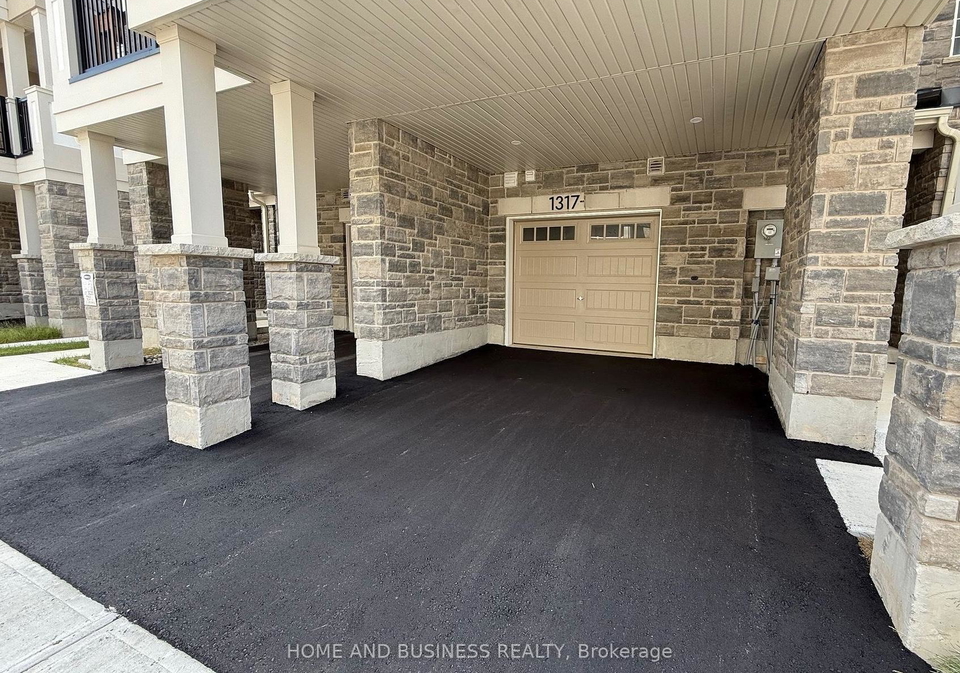 1317-leriche-way-milton-ontario-w12430066
