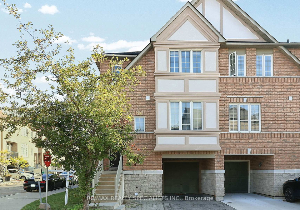 7155-magistrate-terrace-mississauga-ontario-w12430093