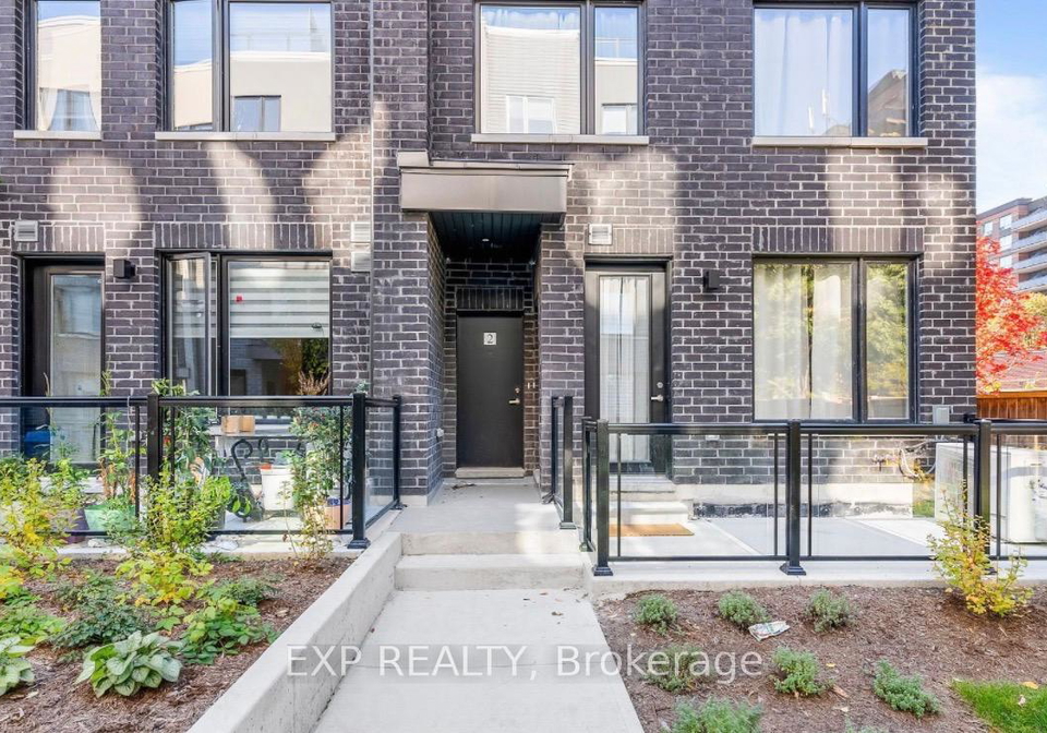 3560-colonial-drive-mississauga-ontario-w12430107