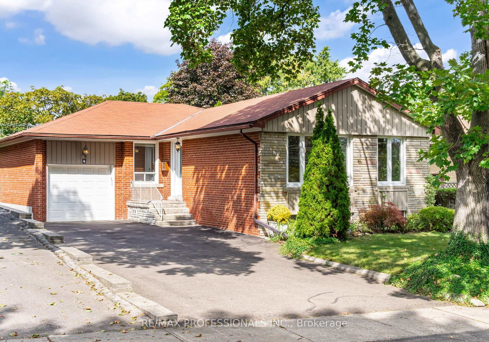 4-lethbridge-avenue-etobicoke-ontario-w12430481