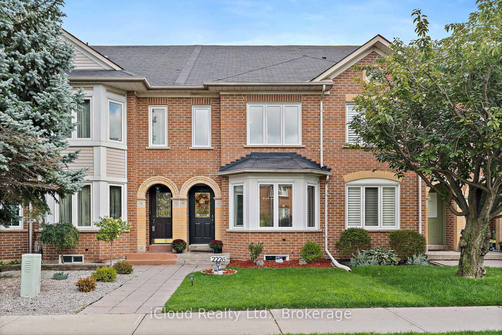 2226-westoak-trails-boulevard-oakville-ontario-w12430744