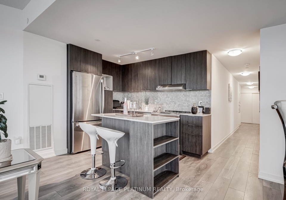 2520-eglinton-avenue-w-mississauga-ontario-w12430805