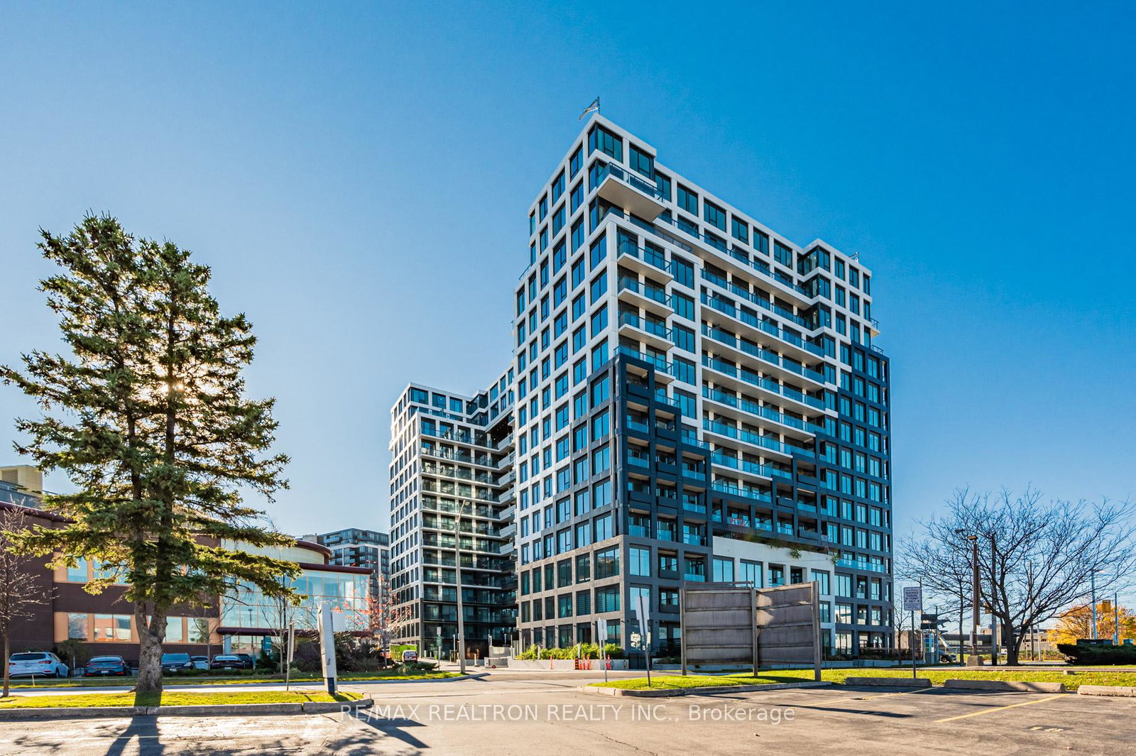 1100-sheppard-avenue-w-york-ontario-w12431038