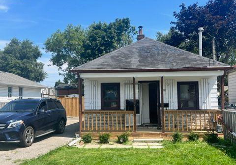 1045-strathy-avenue-mississauga-ontario-w12431052
