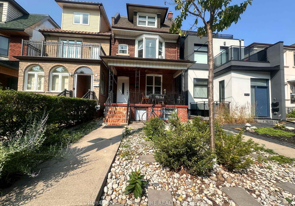 756-crawford-street-toronto-ontario-w12431057
