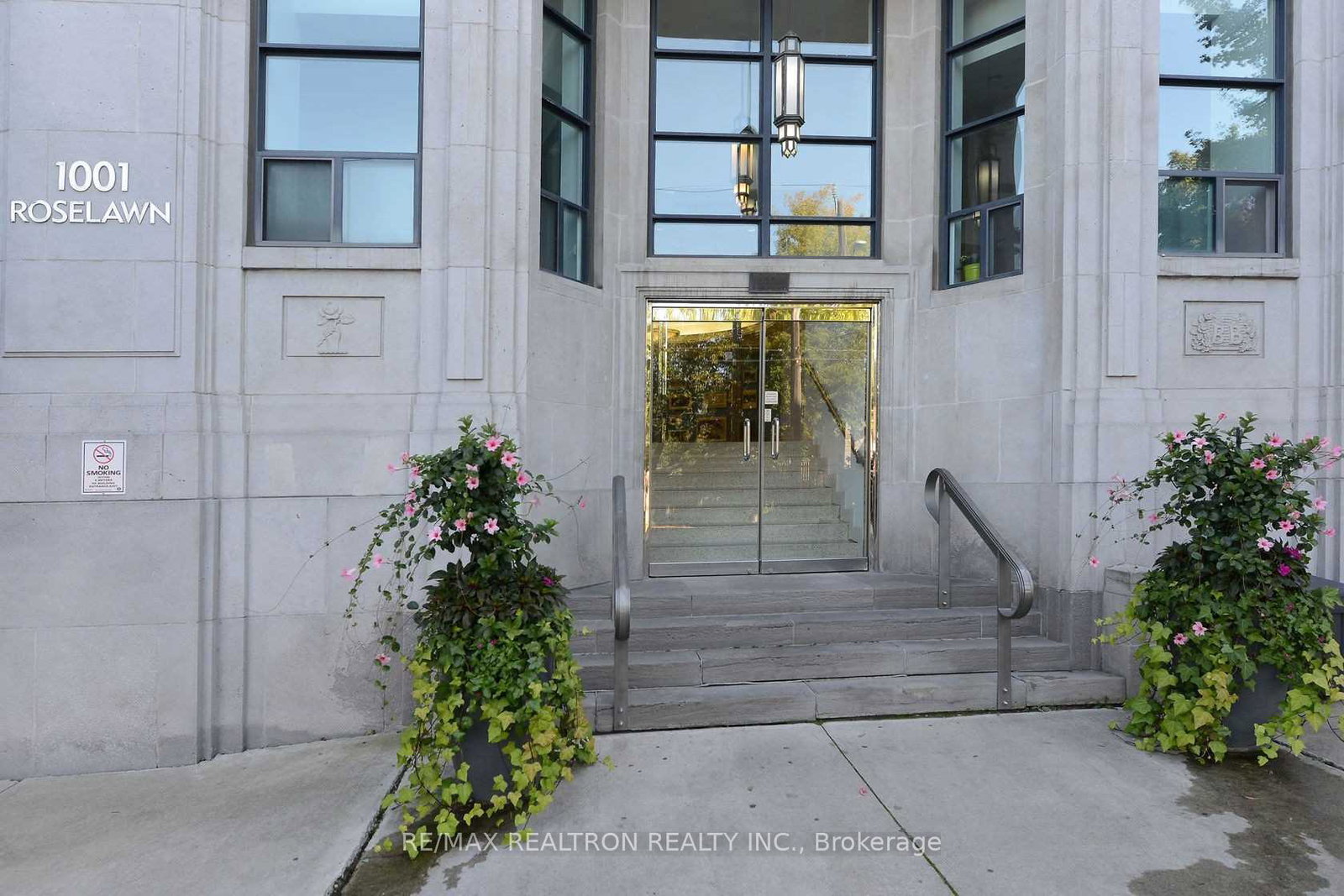 1001-roselawn-avenue-north-york-ontario-w12431436