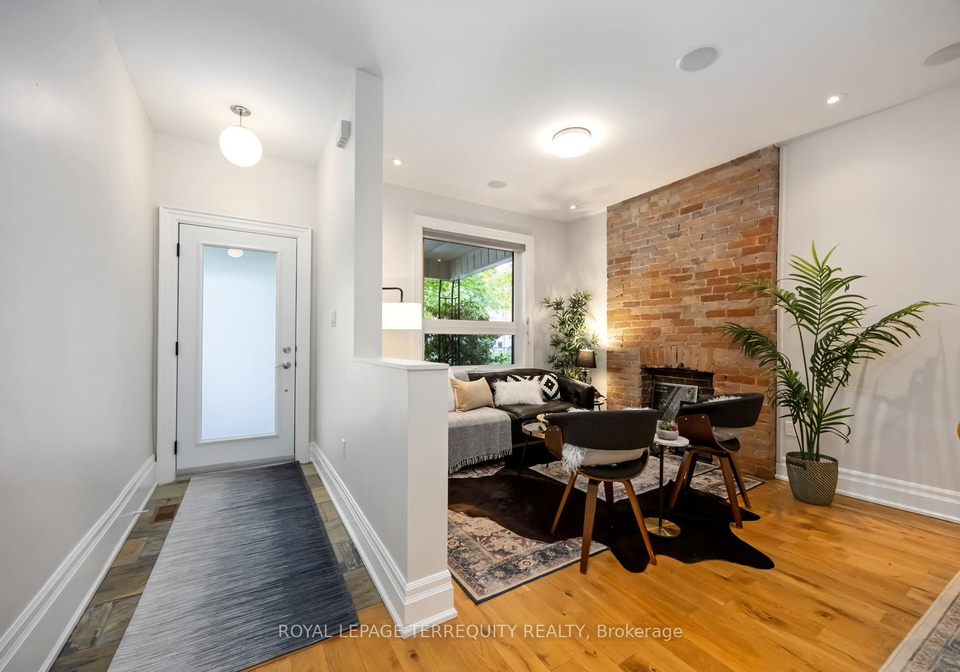 256-campbell-avenue-toronto-ontario-w12431538