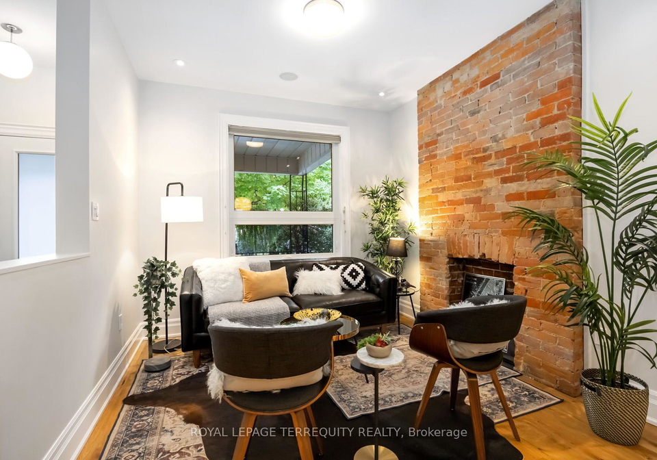256-campbell-avenue-toronto-ontario-w12431538