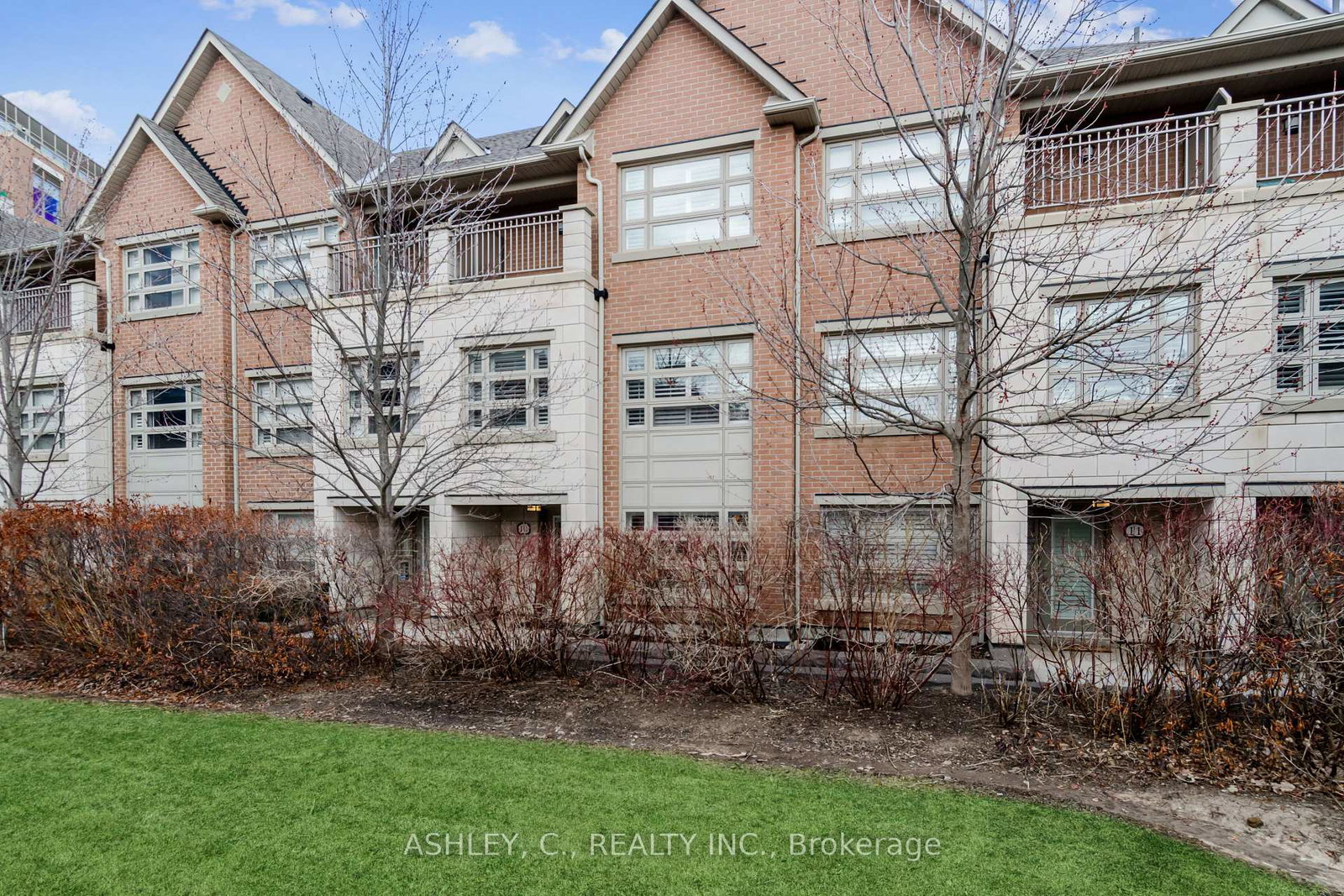 2460-prince-michael-drive-oakville-ontario-w12431734