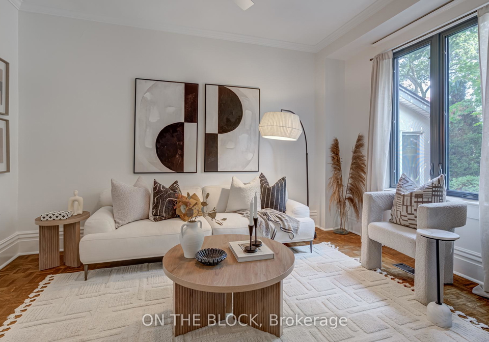 220-fairview-avenue-toronto-ontario-w12432005