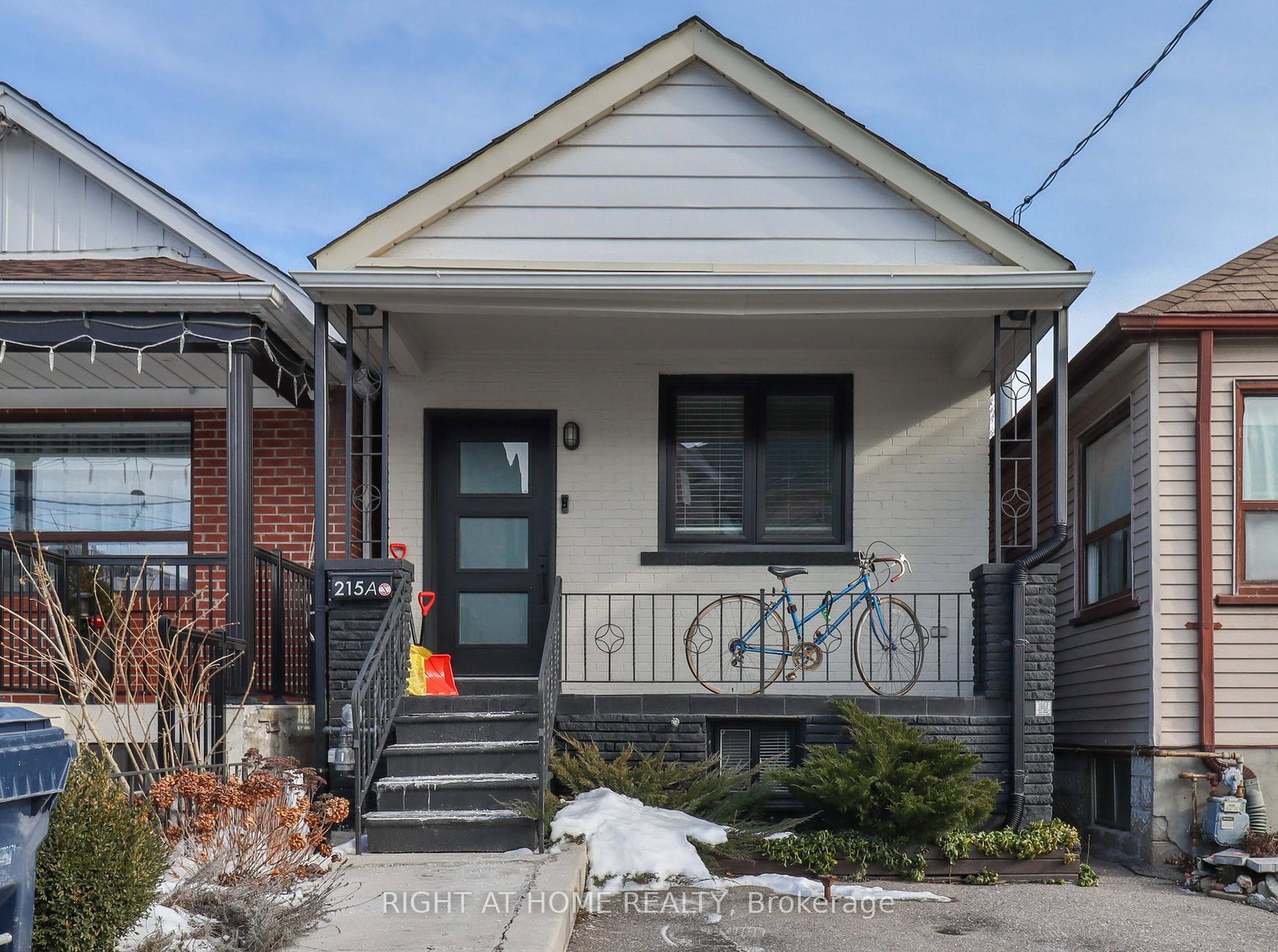 215a-chambers-avenue-toronto-ontario-w12432059