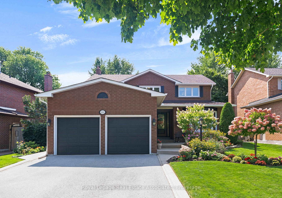1202-monks-passage-oakville-ontario-w12432097