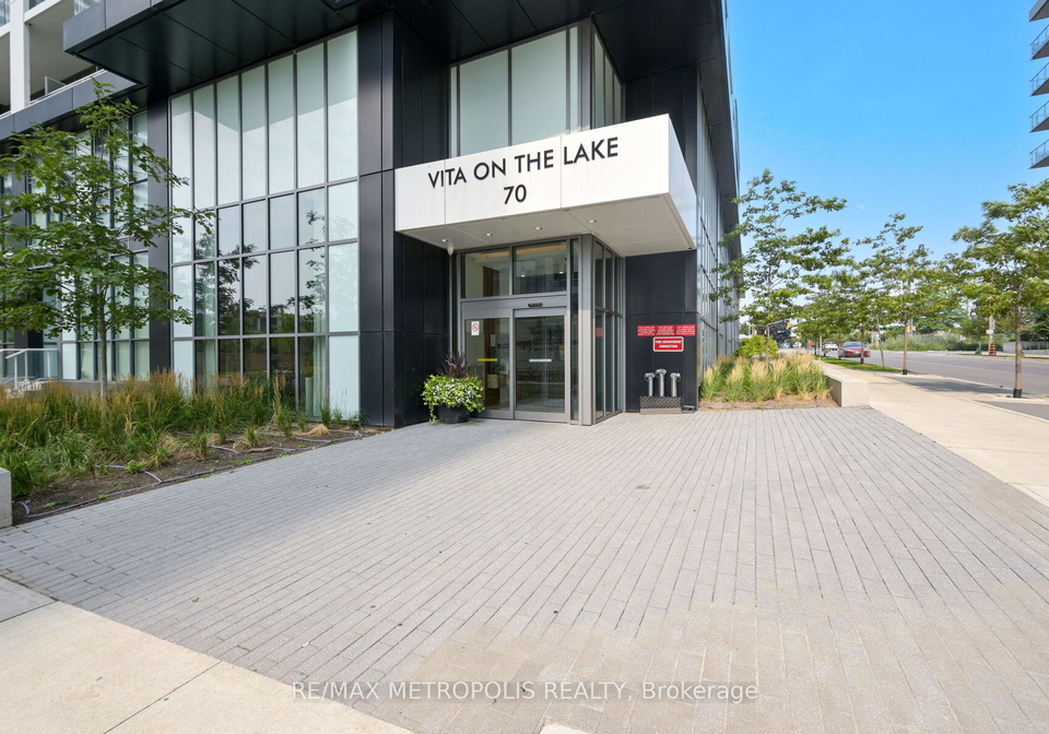 70-annie-craig-drive-etobicoke-ontario-w12432250