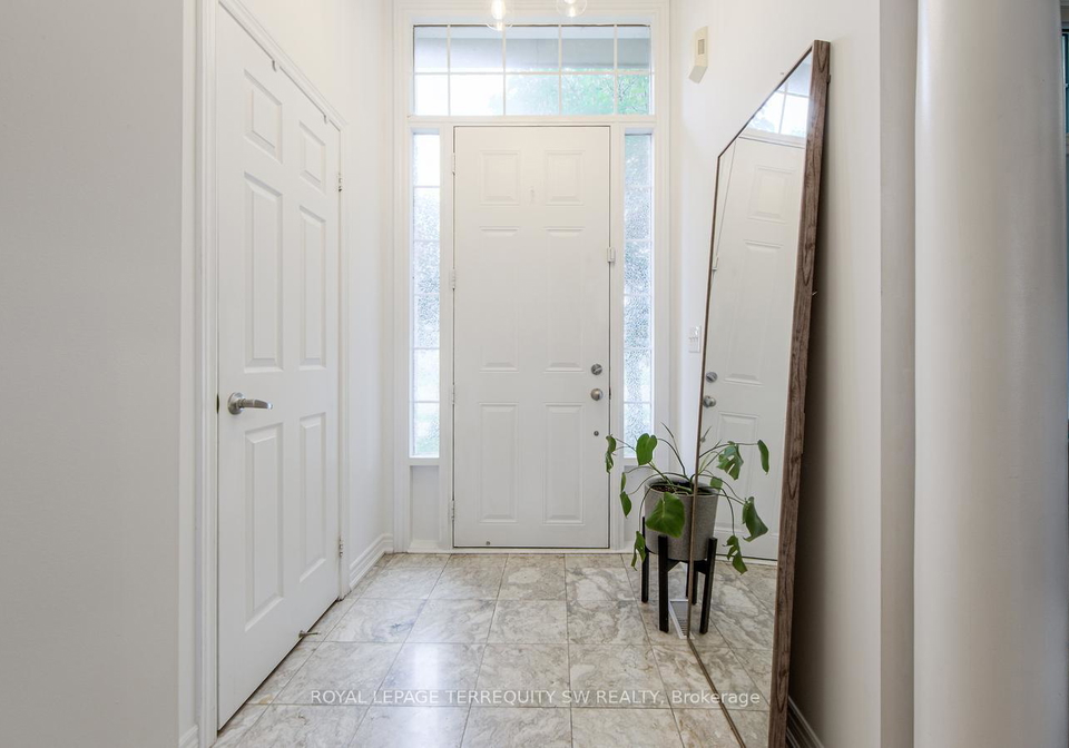 3895-eglinton-avenue-w-mississauga-ontario-w12432580