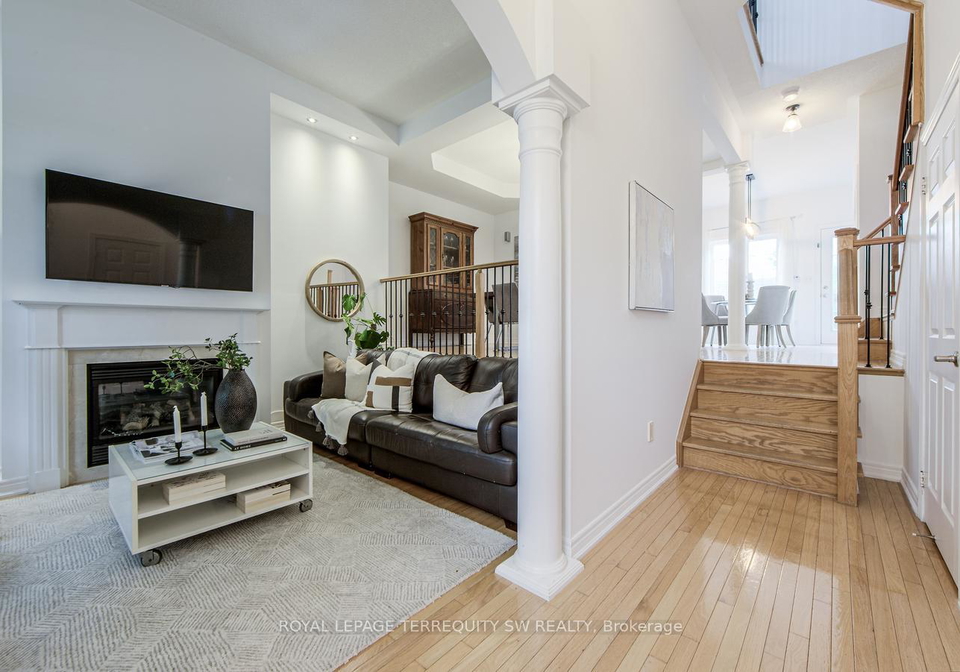 3895-eglinton-avenue-w-mississauga-ontario-w12432580