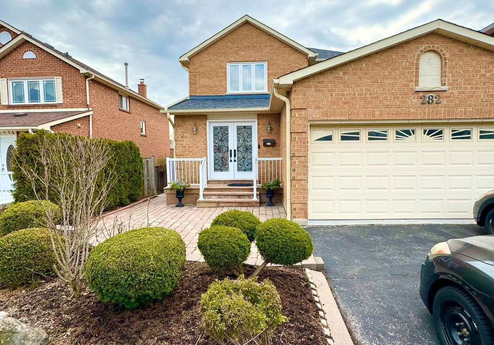 282-oxbow-crescent-mississauga-ontario-w12432591