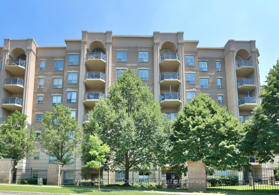 2075-amherst-heights-drive-burlington-ontario-w12432779
