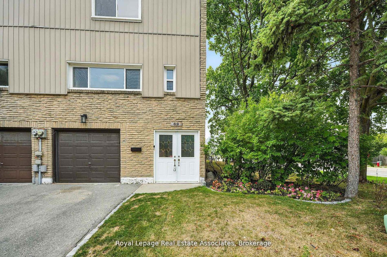 400-bloor-street-mississauga-ontario-w12432983