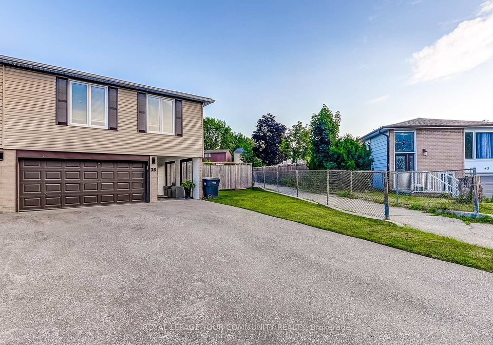38-gainsborough-road-brampton-ontario-w12433121