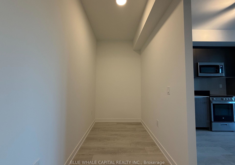 801-the-queensway-etobicoke-ontario-w12433593