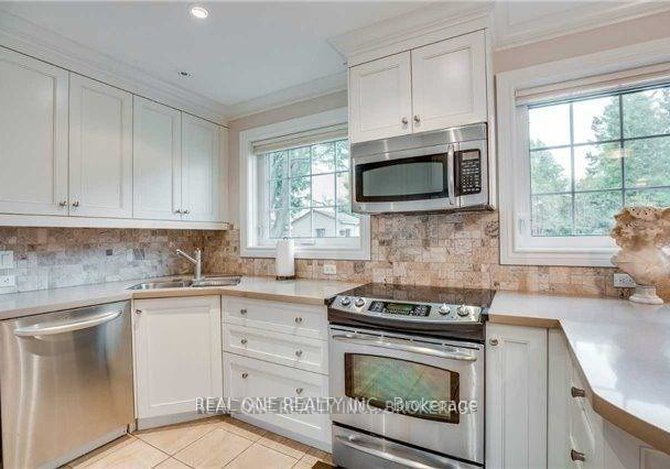 2043-waters-edge-drive-oakville-ontario-w12433677