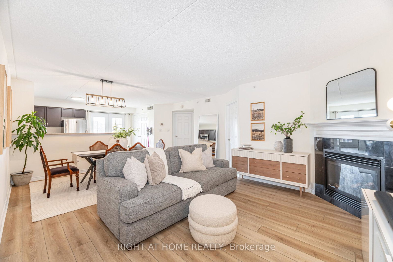 1370-main-street-e-milton-ontario-w12433699