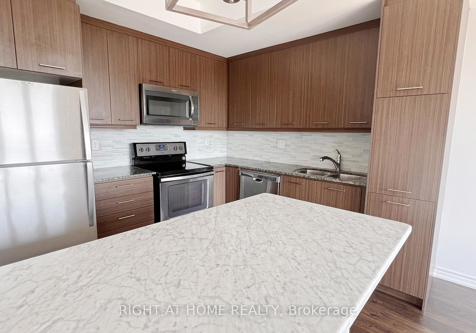 115-long-branch-avenue-etobicoke-ontario-w12433718