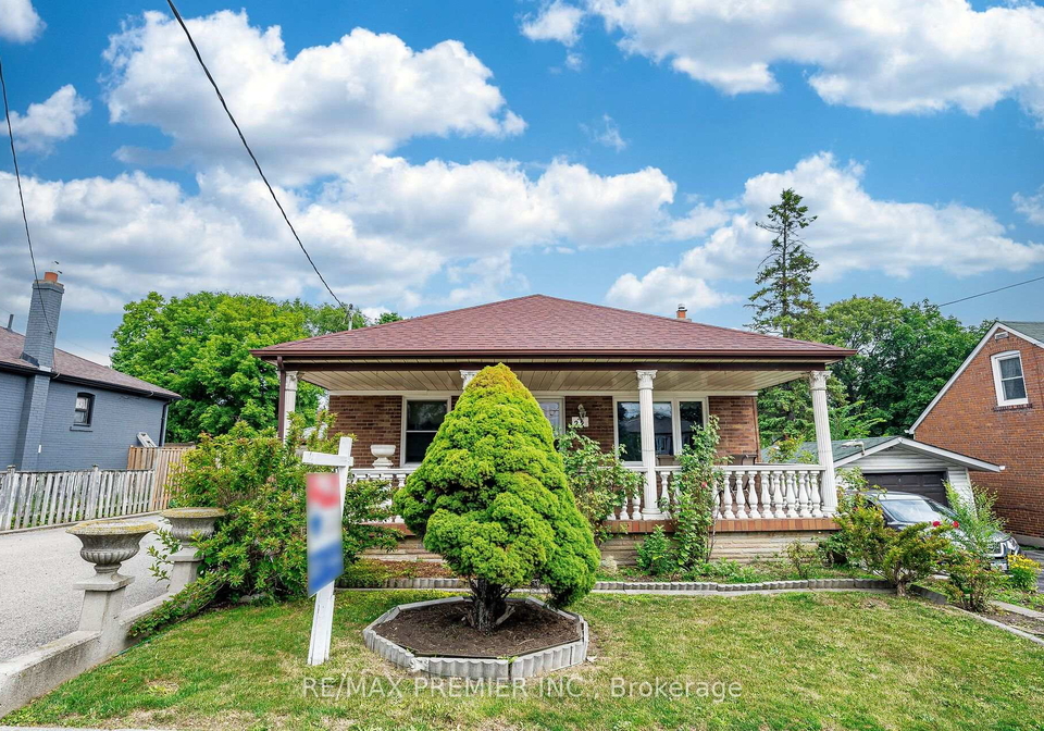22-meadow-lane-avenue-york-ontario-w12433747