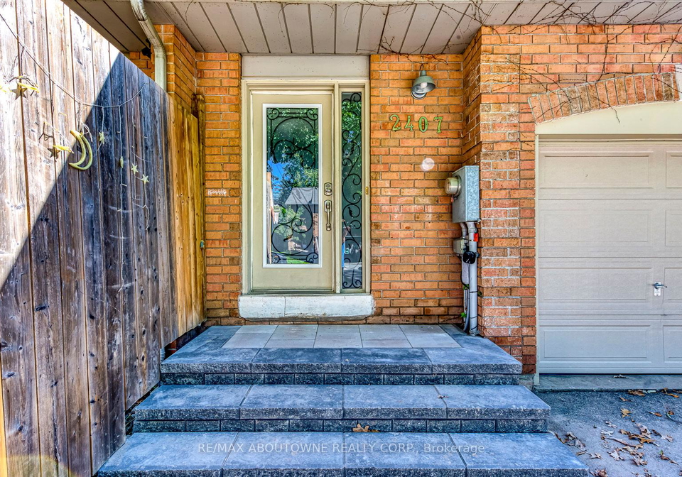 2407-stefi-trail-oakville-ontario-w12433766
