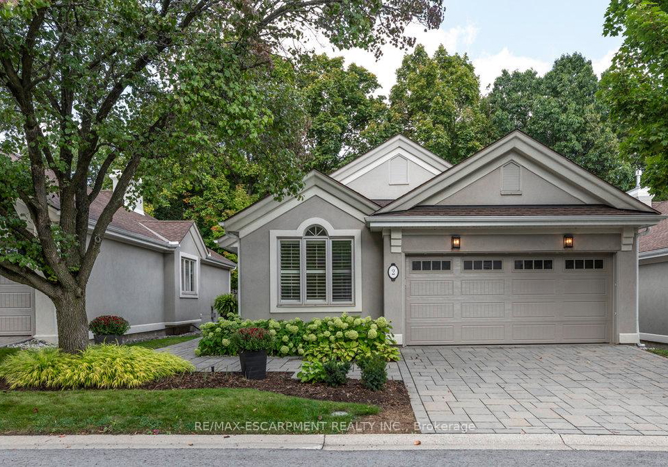 1095-skyview-drive-burlington-ontario-w12433824