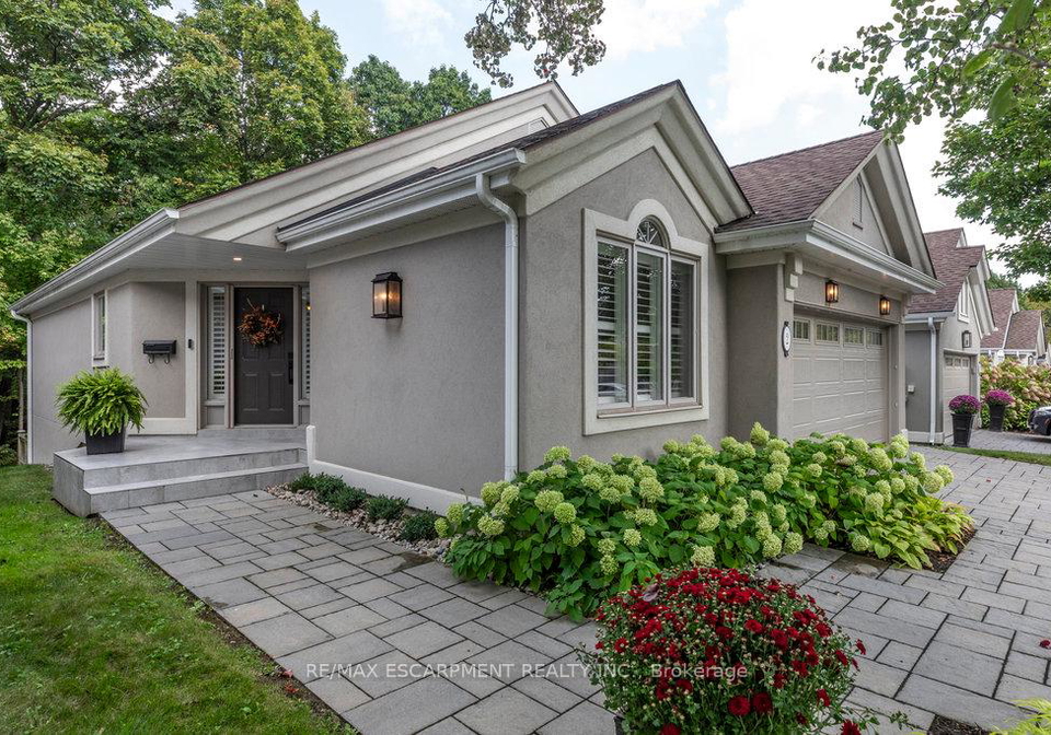 1095-skyview-drive-burlington-ontario-w12433824