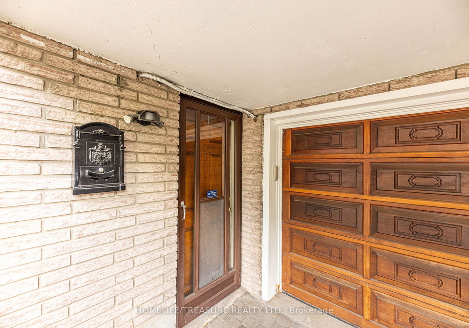 85-downsview-avenue-york-ontario-w12434013