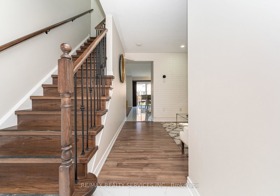 3-napoleon-crescent-brampton-ontario-w12434042