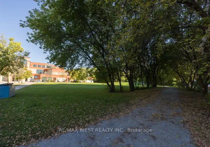 85-emmett-avenue-north-york-ontario-w12434047