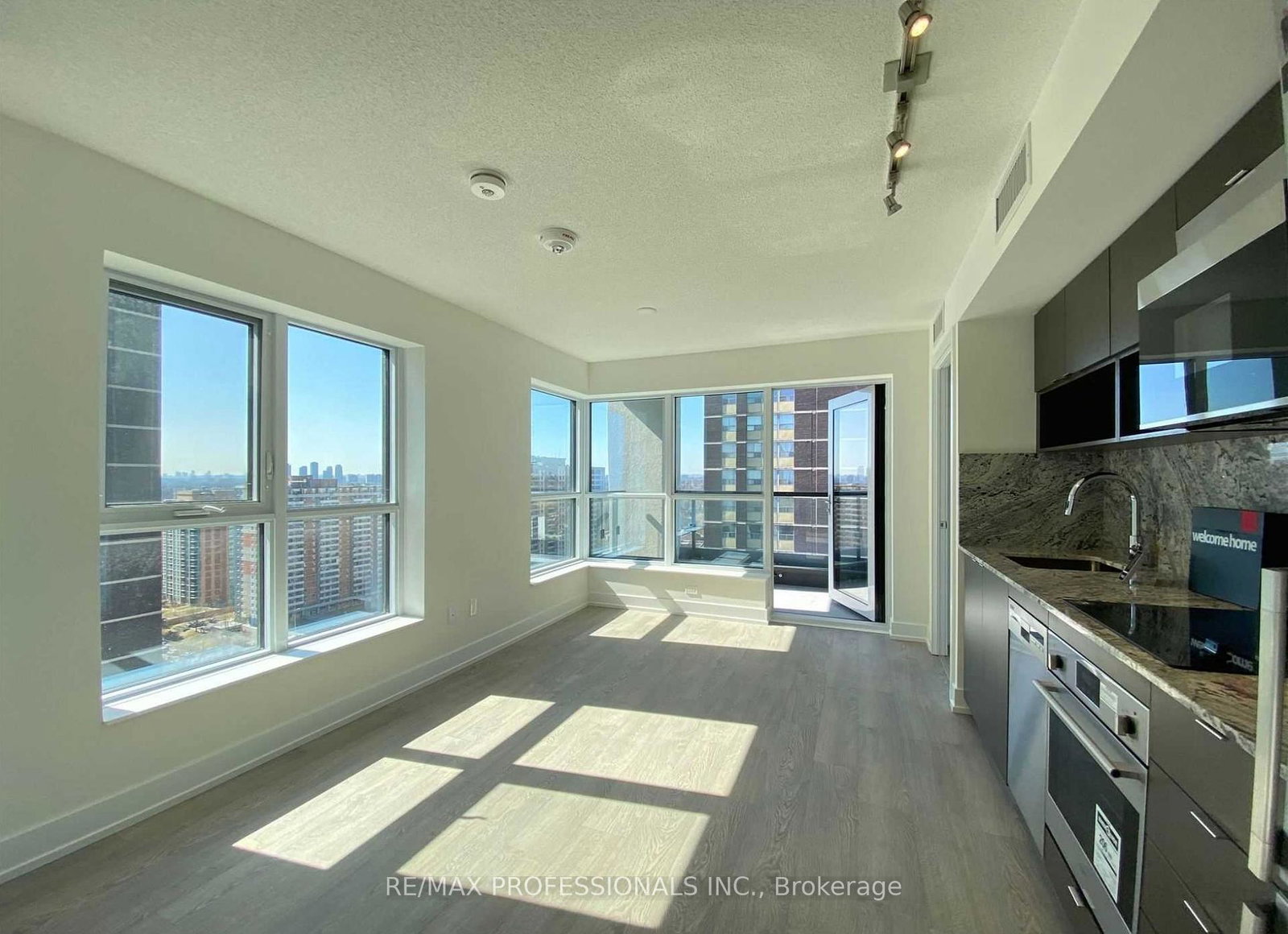 9-mabelle-avenue-etobicoke-ontario-w12434069