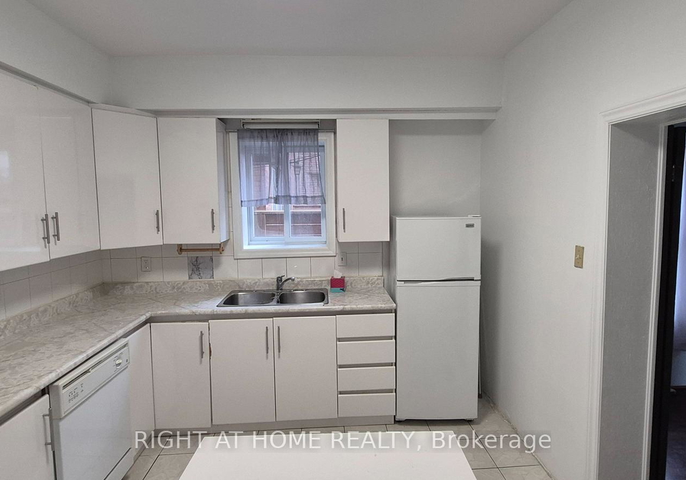 1644-dufferin-street-w-toronto-ontario-w12434369