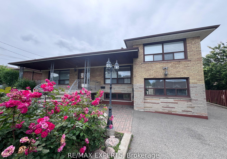 1-creston-road-north-york-ontario-w12434461