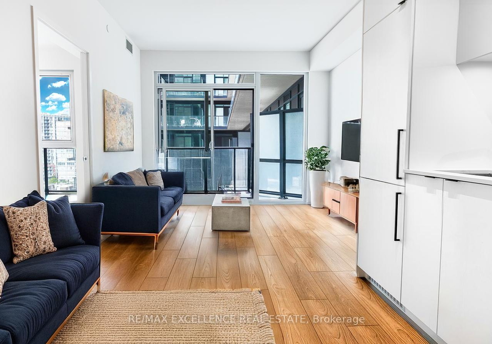 285-dufferin-street-toronto-ontario-w12435161