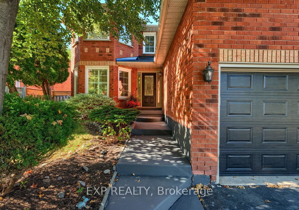 105-warner-drive-oakville-ontario-w12435408
