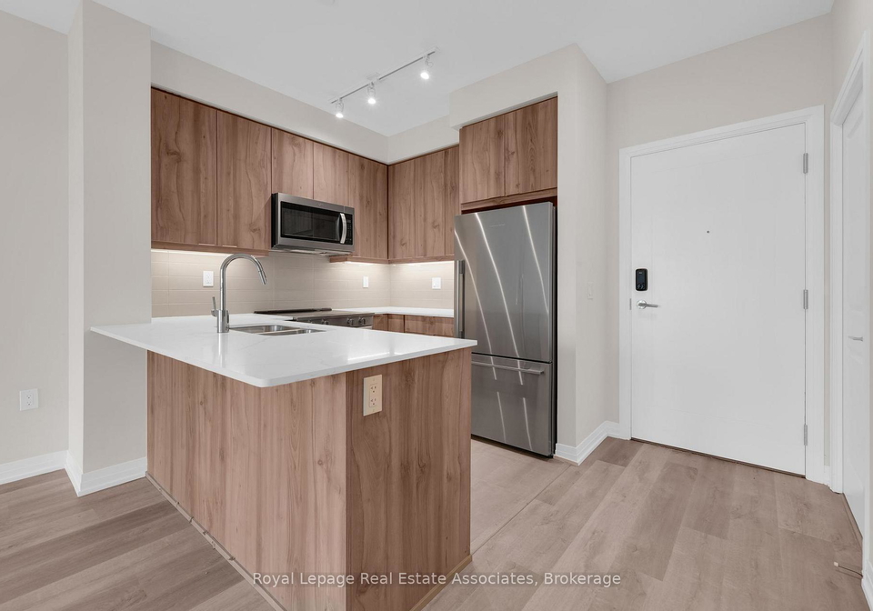 15-watergarden-drive-mississauga-ontario-w12435507